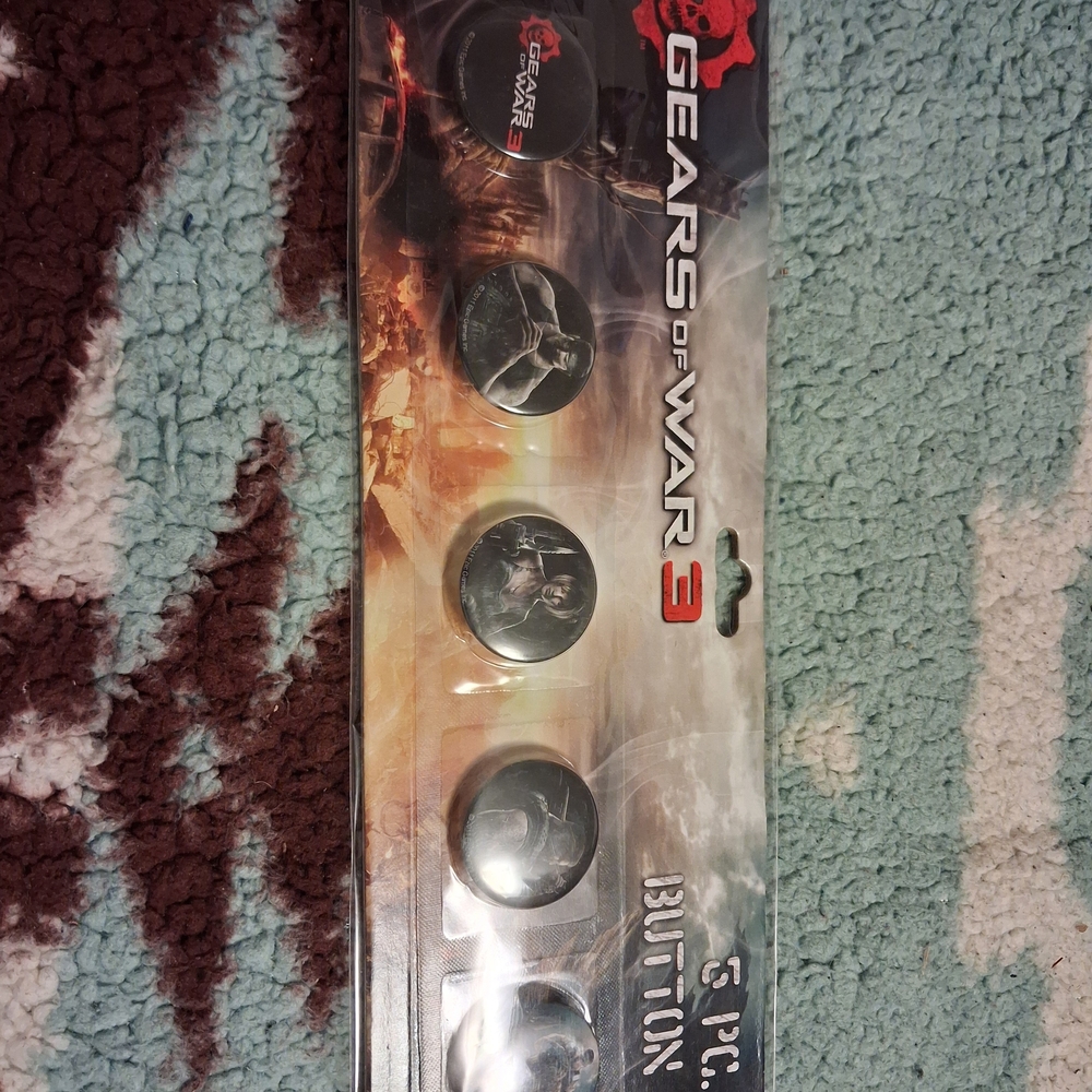 3 Button Set - Black and Red